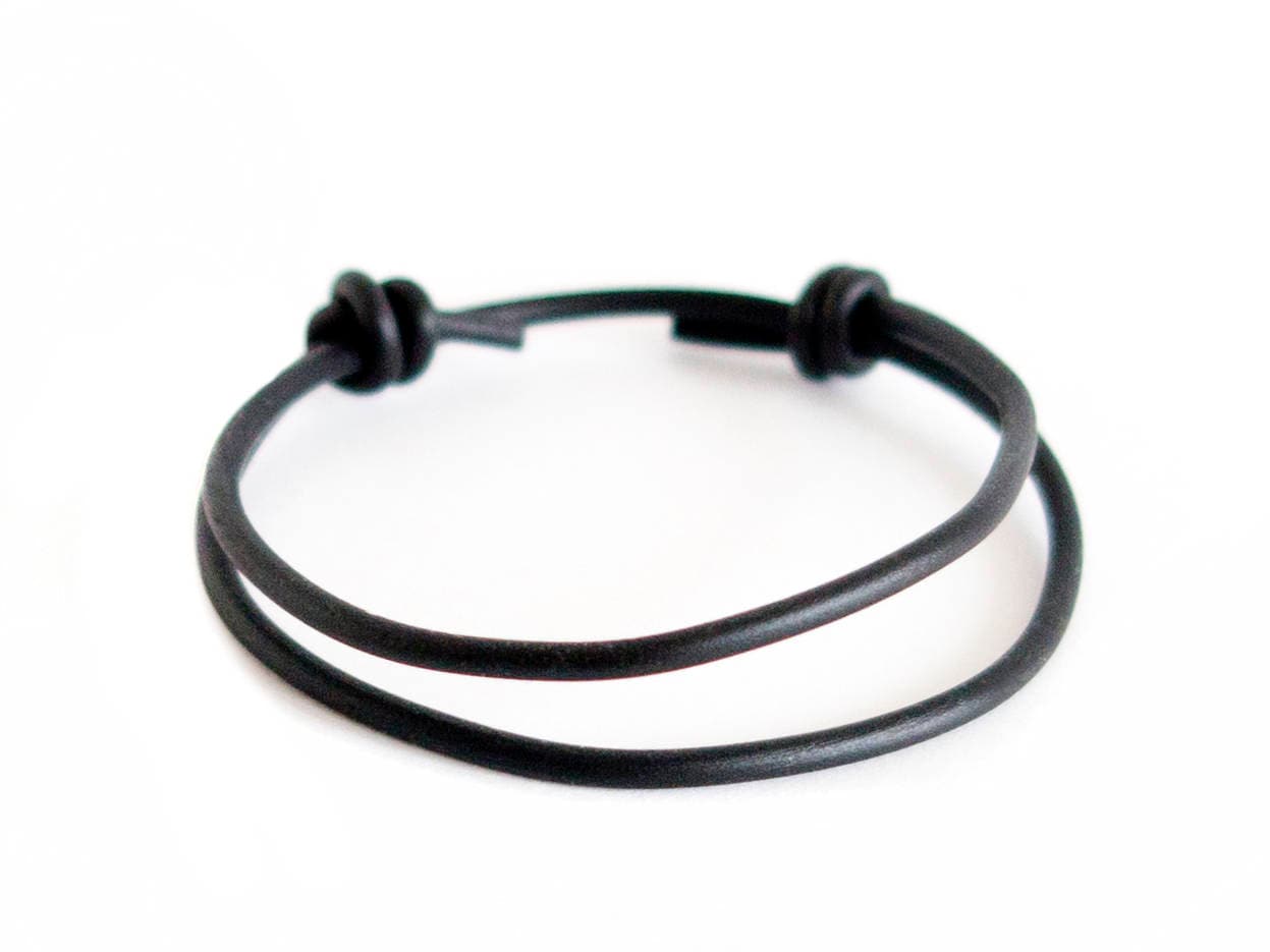 Custom Rubber Bracelets for Schools | Fast Shipping | Reminderband