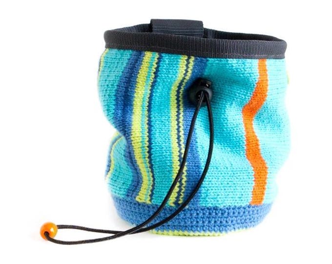 Climbing Bag. Chalk Bag for Bouldering and Climbing. Climbing Gear Handmade Knitted (Crochet) Chalkbag, M Size