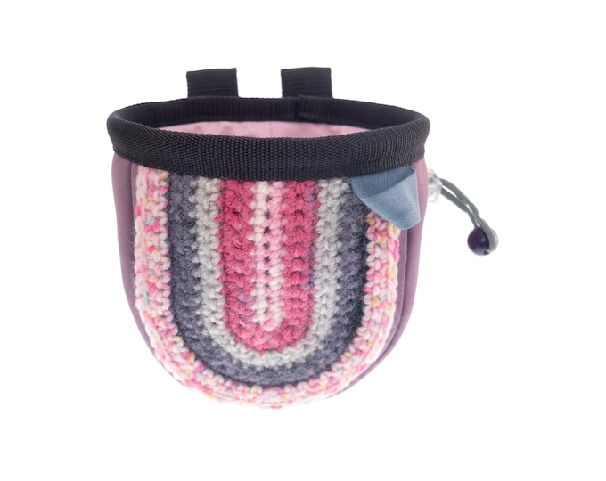 Small Climbing Chalk Bag Kids. Rock Climbing Bouldering Bucket. Handmade Crochet Chalk Bag for Junior Girl. Pink Kids Chalk Pouch. S Size