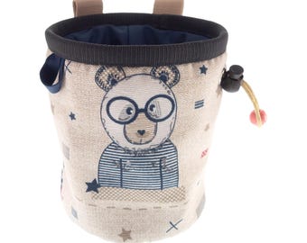 Rock Climbing Chalk Bag, Bouldering Indoor Rock Climbing Gear, Outdoor Boulder Equipment with Bear. M Size