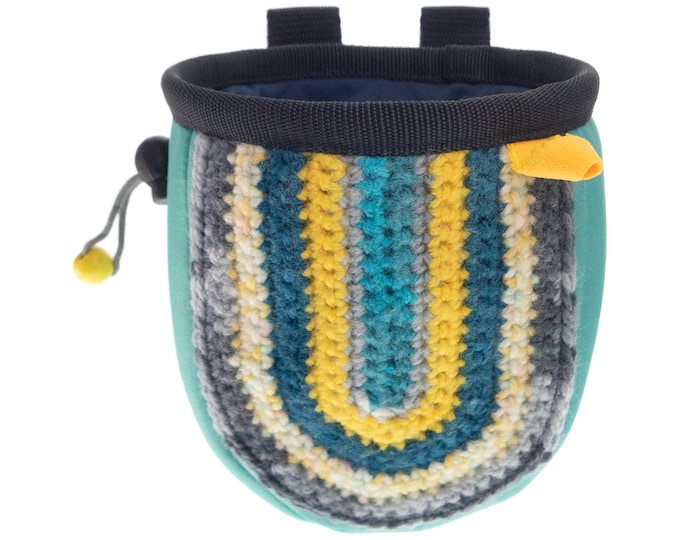 Climbing Accessories Training Chalk Bag. Best Alpine and Bouldering Chalk Pouch. Equipment Gifts for Rock Climber. ChalkBag Gear. M Size
