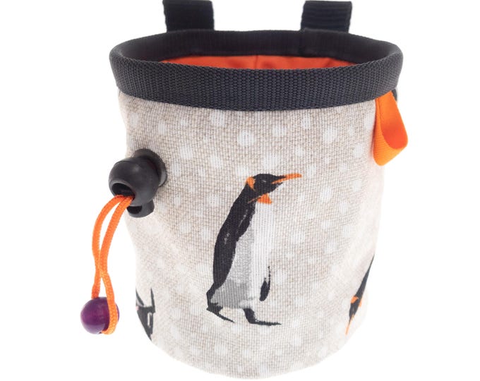 Bouldering Kids Chalk Bag, Rock Climbing Accessories for Youth Girl, Boy, Cute Chalk Bag for Beginner, Junior 3, 5, 7 Year Olds. Size S