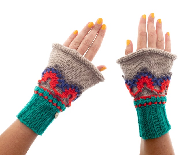 Boho Fingerless Gloves. Wrist Warmers. Fingerless Lace Gloves of Cashmere Wool Gloves & Mittens