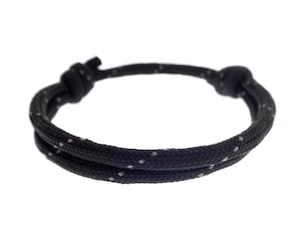 Slip Knot Friendship Bracelet. Sliding Knot String Jewelry. Adjustable Single Rope Bracelet. Universal. Black. For Men and Women. 4 mm