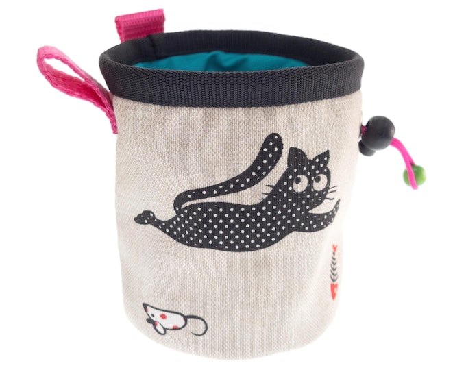 Smallest Chalk Bag Bouldering, Kids Rock Climbing Gear Small, Mini Chalk Bucket Pouch for Children, Black Cats and Pink Loops, S Size