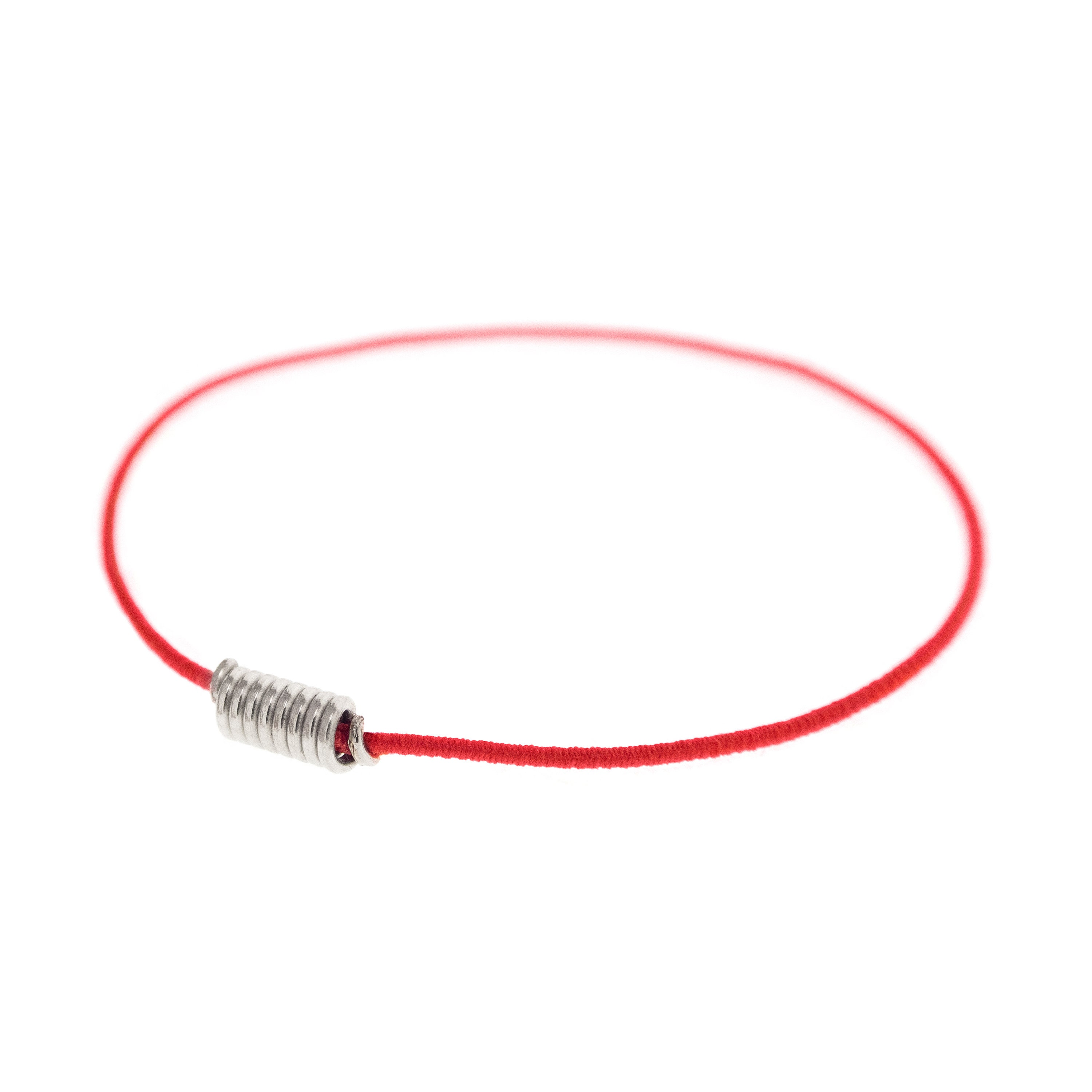 Red String Bracelets: What's the Jewish Significance? | My Jewish Learning