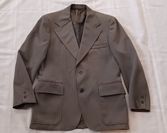 1970's Wide Lapel Men's Vintage Olive Green Two Button Sports Coat- Union Tag Patch Pocket Blazer- 40