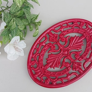 Oval Cast Iron Enameled Rubber Footed Kitchen Pot Trivet- FREE SHIPPING