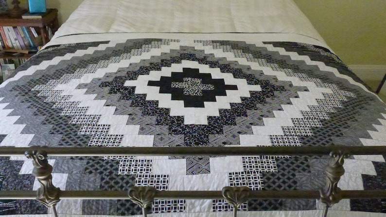 Modern Quilt Black And White Twin Size Quilt Twin Coverlet Etsy