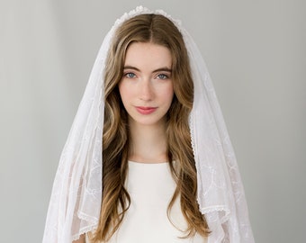 N0. 545 Hand Stitched Embroidery Veil with Princess Lace Edging.