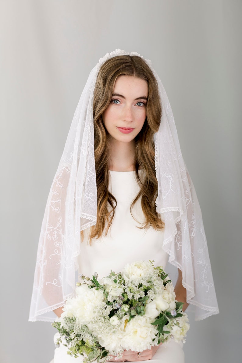 N0. 545 Hand Stitched Embroidery Veil with Princess Lace Edging. image 7