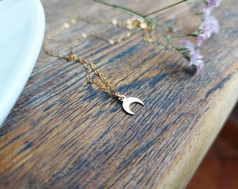SELENE. 14k gold filled necklace with half moon pendant