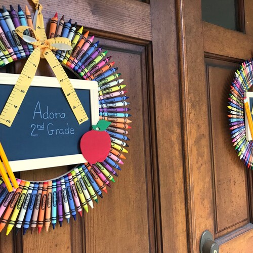 Personalized Crayon Wreath Teacher Wreath Teacher Christmas Etsy