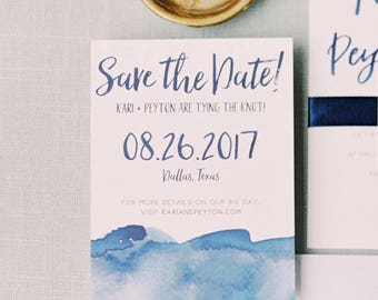 Aquarell Ombre Save the Dates / Marine, Blau, Aqua, Rot, Sand, Rosa / Pinselschriftzug / Semi-Custom Save the Dates / Gedruckte Karten