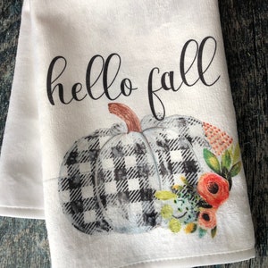 Plaid Pumpkin Kitchen Towel, Fall Kitchen Towels, hello fall Kitchen Towel, Fall Decor, Kitchen Towels, Autumn Decor, Fall gifts
