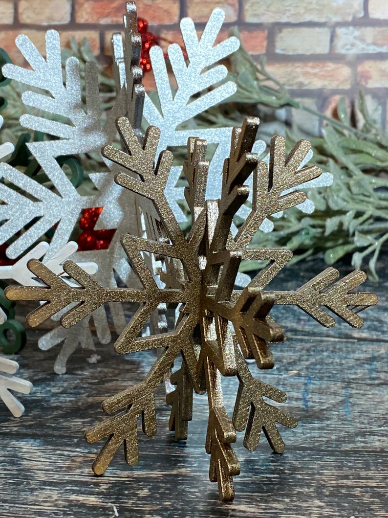 Set of 5 colored wood snowflakes , Christmas Decor, Christmas Tiered Tray, Winter Decor, Tiered Trays, Snowflake decor image 9