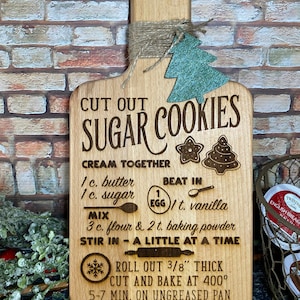 Sugar Cookies cutting board, Christmas Sign, Christmas Signs, Cutting boards, Kitchen Decor, Christmas decor, Christmas kitchen decor