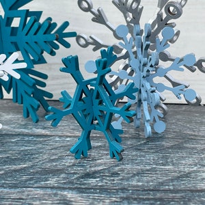 Set of 5 wood snowflakes , Christmas Decor, Christmas Tiered Tray, Winter Decor, Seasonal Tiered Tray, Tiered Trays, Snowflake decor image 9
