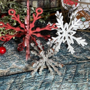 Set of 3 wood snowflakes , Christmas Decor, Christmas Tiered Tray, Winter Decor, Seasonal Tiered Tray, Tiered Trays, Snowflake decor image 4