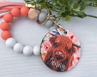 Highland Cow Wristlet, Personalized Keychain, Cow Gifts, Wristlets, Silicone Keychains, Summer Gifts, Teacher Gifts