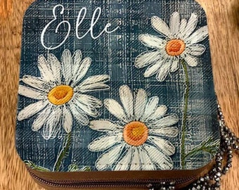 Denim & Daisy Personalized Jewelry Box, Spring Gifts, Mother's Day Gifts, Personalized Gifts, Spring Gifts, Gifts for Mom, Grandma Gifts