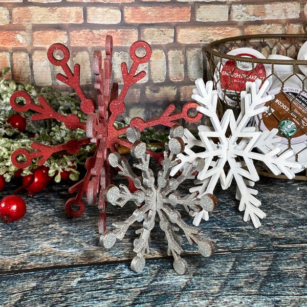 Set of 3 wood snowflakes , Christmas Decor, Christmas Tiered Tray, Winter Decor, Seasonal Tiered Tray, Tiered Trays, Snowflake decor