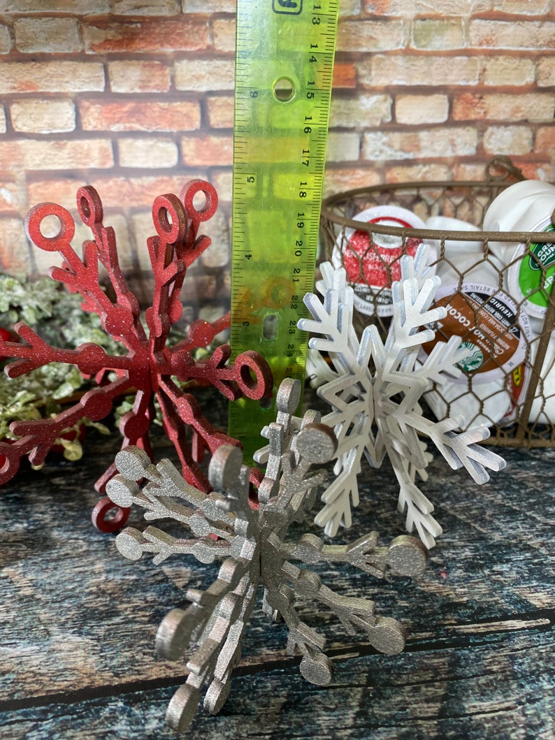 Set of 3 wood snowflakes , Christmas Decor, Christmas Tiered Tray, Winter Decor, Seasonal Tiered Tray, Tiered Trays, Snowflake decor image 3