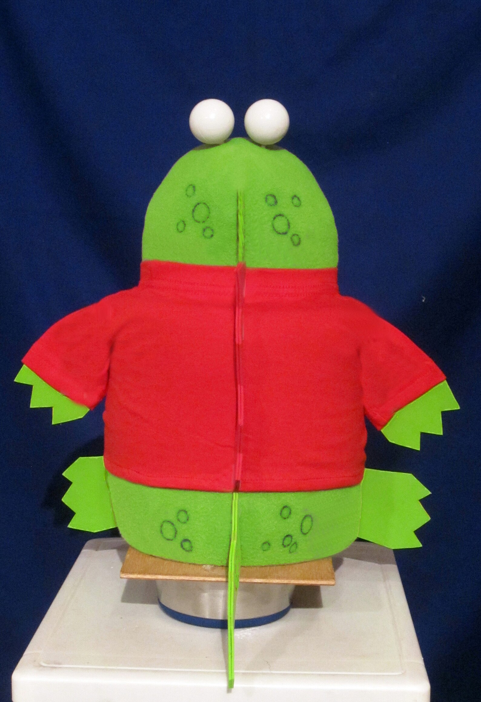 Gus the Gummy Gator Puppet. Original puppet as seen on Etsy