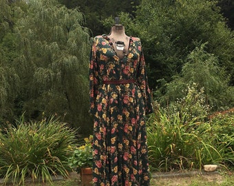 Lieke - Vintage Floral Dress