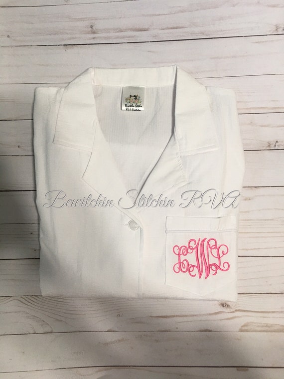 Monogammed Ladies Seersucker Night Shirt, Bridesmaid Night Shirt, Seersucker Loungewear, Ladies Night Shirt, FREE Shipping
