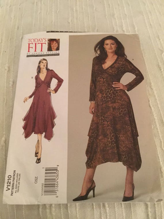 Vogue, V1210, Today's Fit By Sandra Betzina, Vogue Pattern Originals, Size One Size, V Neck Empire Dress, New, FF, Uncut, 2010, Ship Free