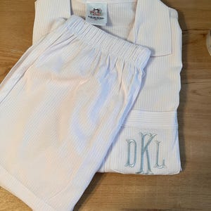 Personalized Ladies White Seersucker Pajama Set, Short Sleeve Pajama Set, Women’s Seersucker Pajama Set, Seersucker Lounge Set