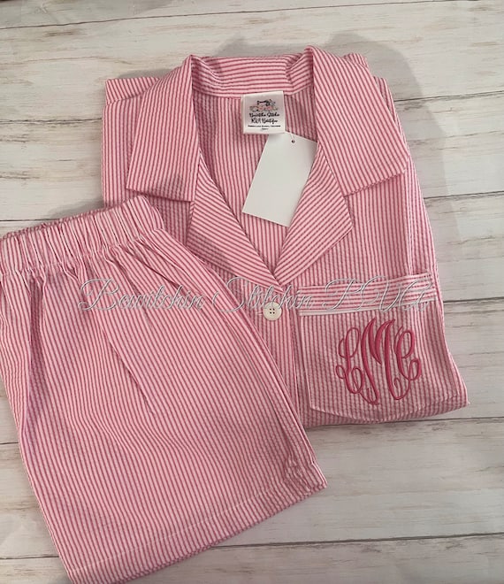 Personalized Ladies Pink Bridesmaid Seersucker Pajama Set, Short Sleeve Pajama Set, Women’s Seersucker Pajama Set, Seersucker Lounge Set