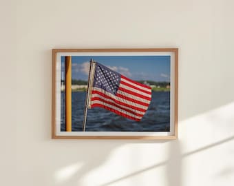 Gerahmte Nantucket Amerikanische Flagge Wand Kunst | Küsten Fotografie Druck | Klassische New England Nautical Home Decor