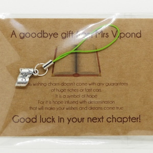 Personalised gifts from teacher to students pupils. Charm & message card. Class of 2023. Good luck End of term gift girls and boys image 9