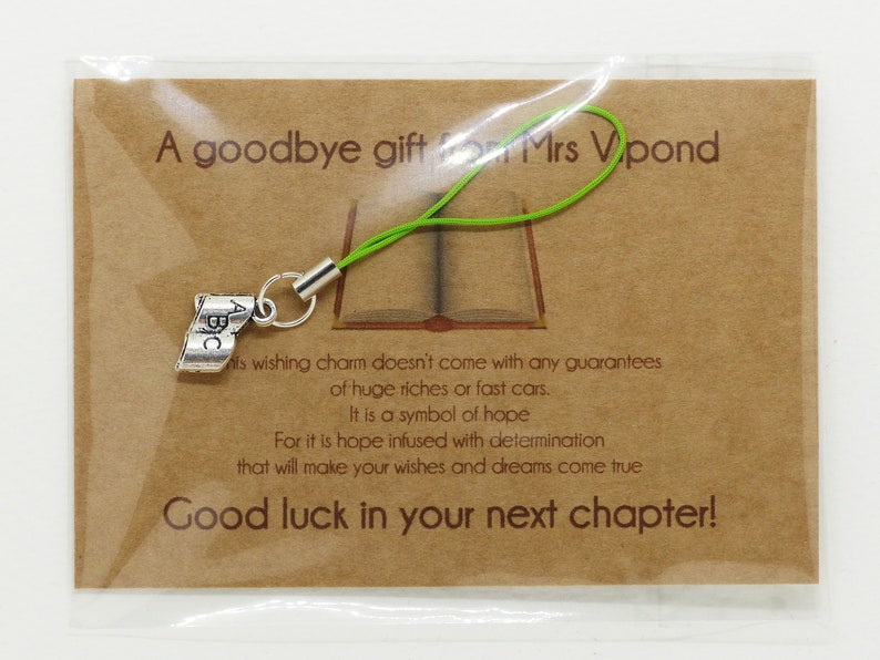 Personalised gifts from teacher to students pupils. Charm & message card. Class of 2023. Good luck End of term gift girls and boys image 9