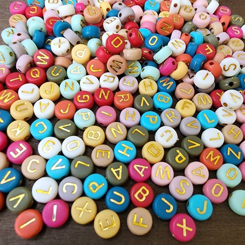 7mm Gold Cube Alphabet Letter Plastic Bead/ Cube Letter Beads/ - Etsy