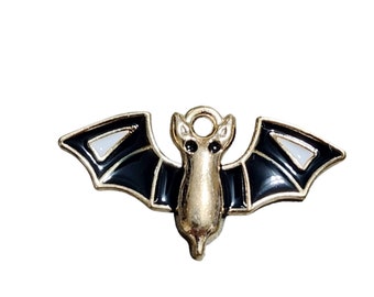 BAT Charms Bat Pendant Halloween Charms Halloween Pendant Creepy Charms Jewelry Charms Appx 28.7mm x 15.3mm