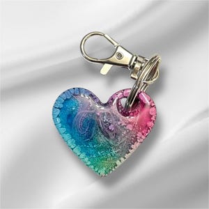 Heart Keychain-Resin Petri