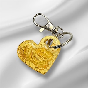 Heart Keychain-Resin Petri