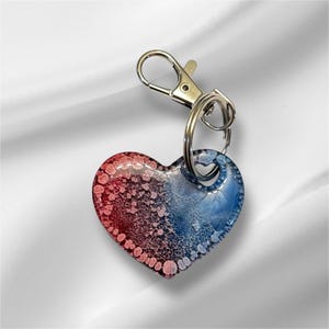 Heart Keychain-Resin Petri