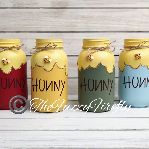 Winnie the Pooh Honey Pot mason jar QUART centerpiece,Hunny pot decor,Bumble Bee baby shower,Mommy to bee baby shower centerpiece,baby bee