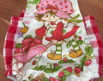 Strawberry Shortcake baby girl rompers Christmas,Birthday,Photoshoot, sizes Newborn-2