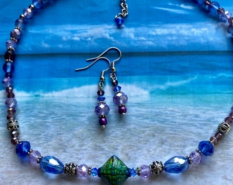 Mood changing - Sapphire color Diamond shape focal choker necklace of Ocean lavender, Blue and Amethyst crystals.  Free matching earrings