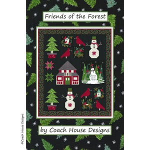 Könnte beinhalten: Ein Quiltmuster mit einer Winterszene mit Schneemännern, Kardinälen und einem kleinen Haus. Das Muster heißt "Friends of the Forest" und stammt von Coach House Designs.