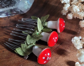 Red Mushroom Hair Comb, Forest Fairy Mushroom Hair Comb, Red Amanita Mushroom Hair Accent, Whimsical Red Amanita Toadstool forest headpiece