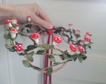 Red Mushroom Crown, Forest Fairy Tiara Headband, Red Amanita Muscaria Tiara, Fairy Mushroom Tiara, Toadstool Fungi Crown, Red Mushroom Hat