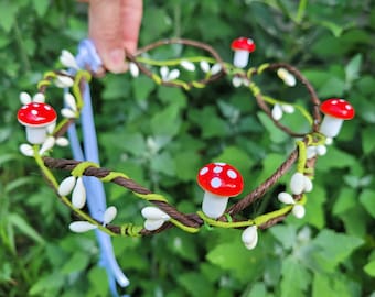 Mushroom Crown, Amanita Toadstool Fairy Headband, Simple Mushroom Tiara,  Mushroom Vine Tiara, Whimsical Shroom Red Mushroom crown headpiece