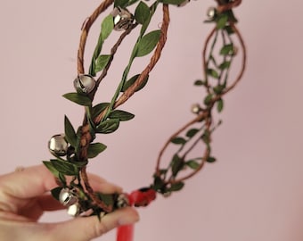 Green and Silver Holiday Vine Crown, Earthy Jingle Bell Holiday Vine Headband, Festive Christmas Vine Headpiece Christmas Bell Headband