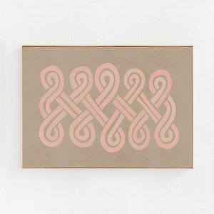 K&ouml;nnte beinhalten: Ein gerahmter abstrakter Kunstdruck mit einem geometrischen Design aus pinkfarbenen und braunen, ineinandergreifenden Spiralen.